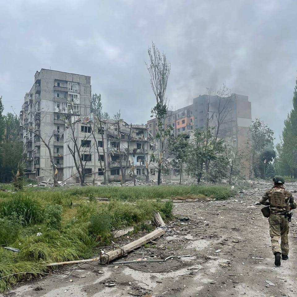 An image depicted a Ukrainian soldier walking among the ruins of a building in Avdiivka, Ukraine